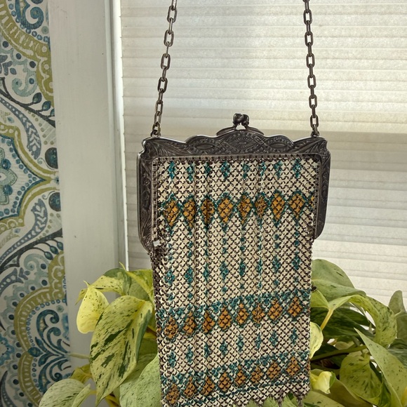 👉 “1920s Mandalian enamel mesh purse - Picture 2 of 7